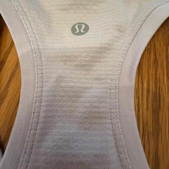 Lululemon Racerback Tank Top Light Lavender Size 8 Athletic Yoga Running - Picture 7 of 7